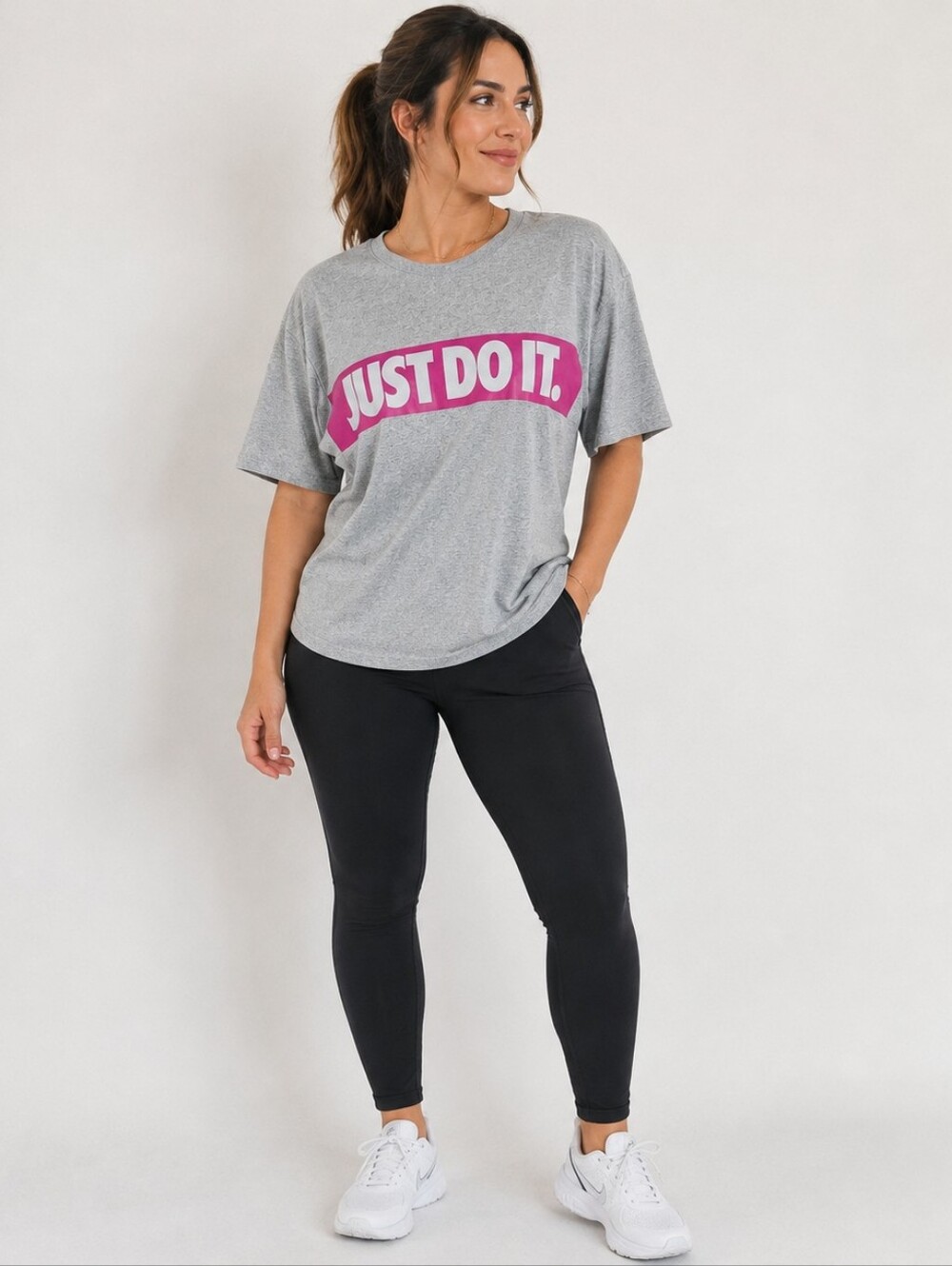 Nike Just Do It Gray Pink Graphic Tee Size M Casual Minimalist Athleisure Sporty
